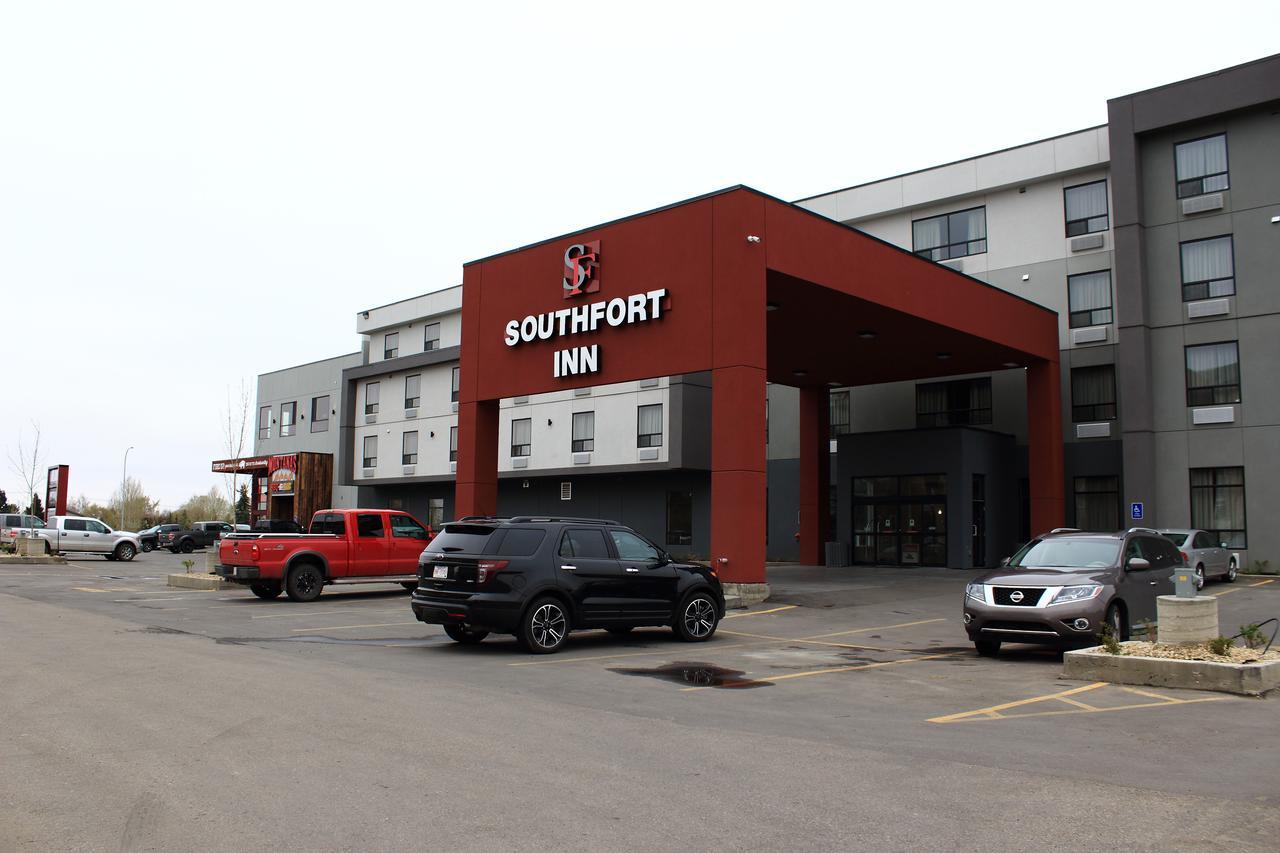 Southfort Inn Fort Saskatchewan Bagian luar foto