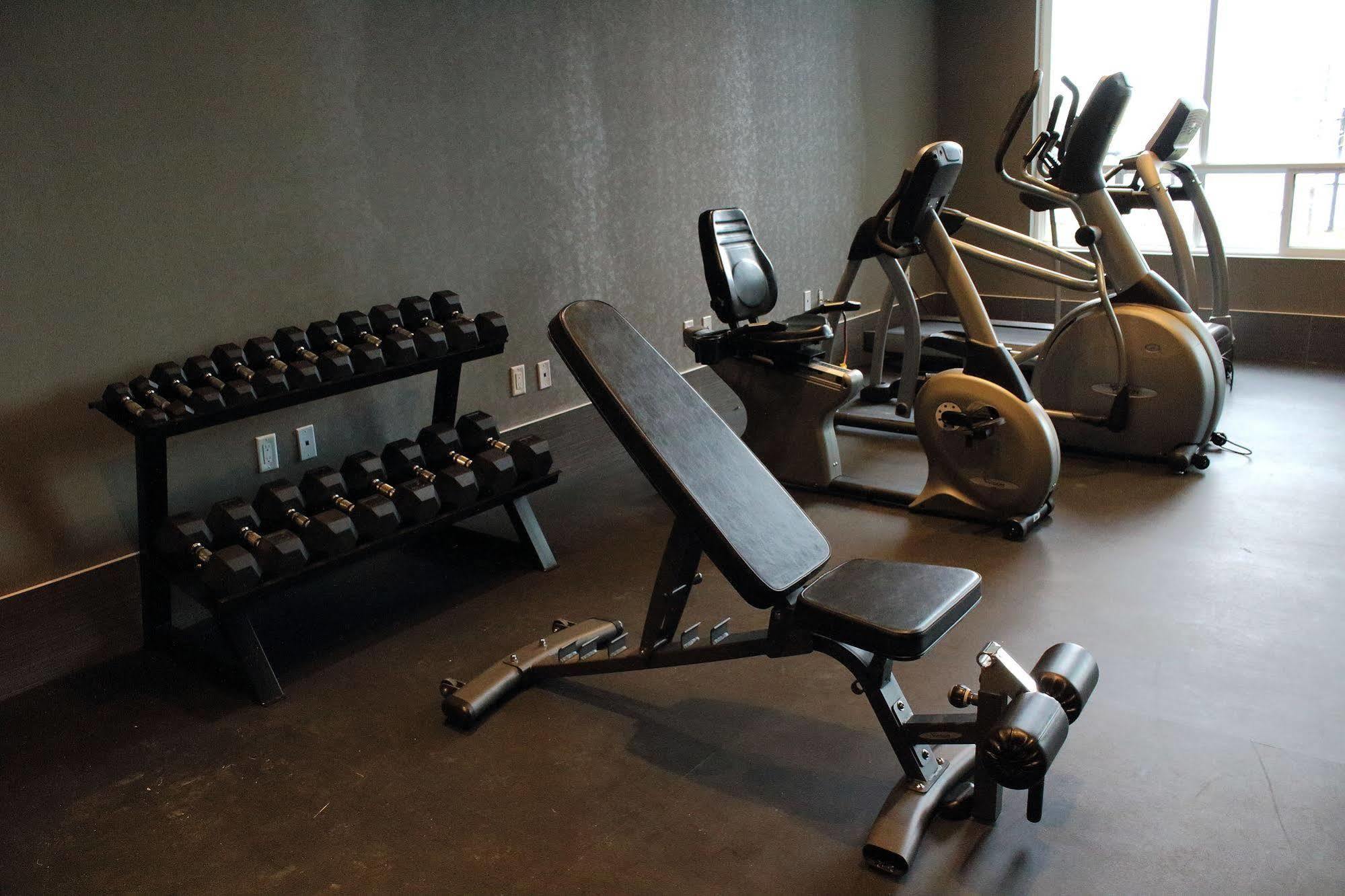 Southfort Inn Fort Saskatchewan Bagian luar foto