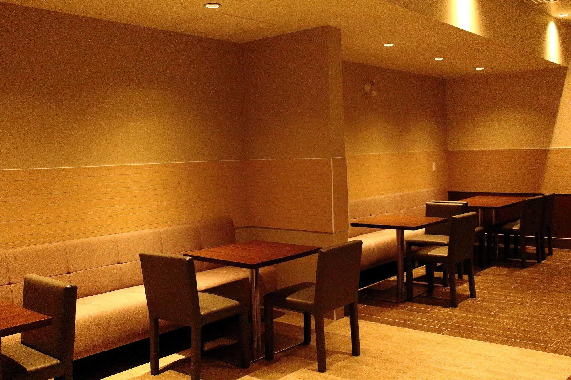 Southfort Inn Fort Saskatchewan Bagian luar foto